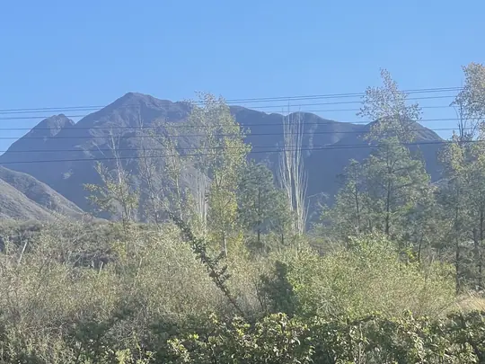 Cerros de la precordillera vistos desde Cacheuta